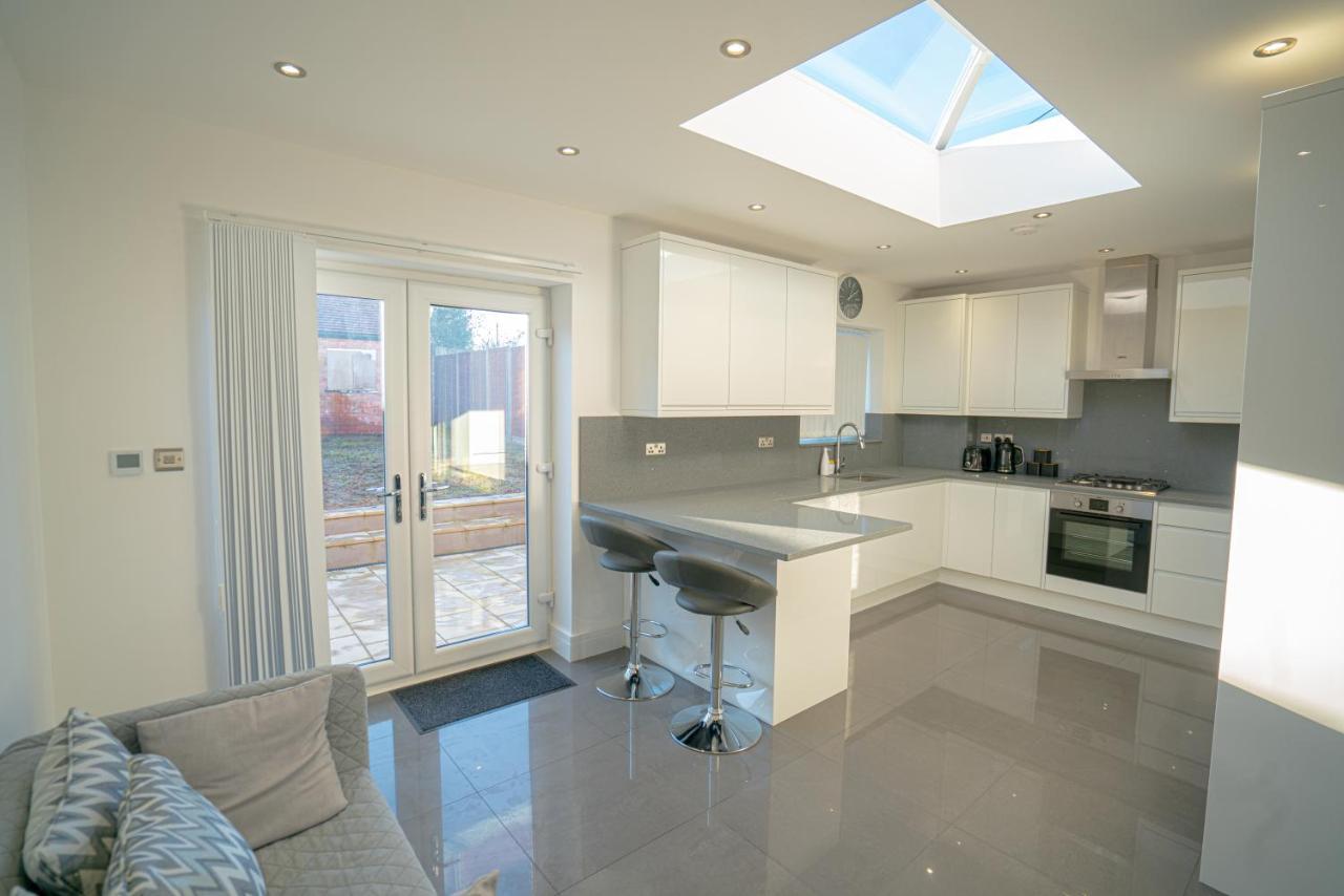 הוילה אוקספורד Newly Refurbished Modern 4 Bed Detached House ! מראה חיצוני תמונה